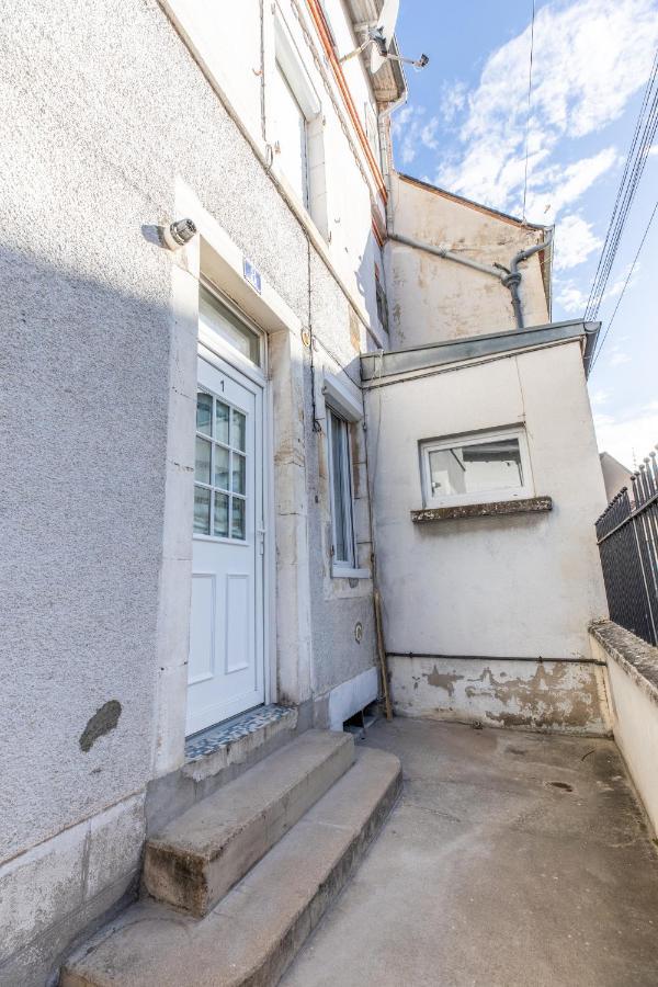 Cosy T2 Renove, Proche Centre-Ville-Fibre/Netflix Montlucon Exterior photo